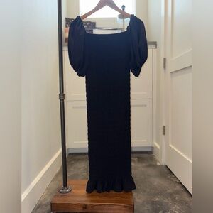 Elegant Black Puff Sleeve Dress